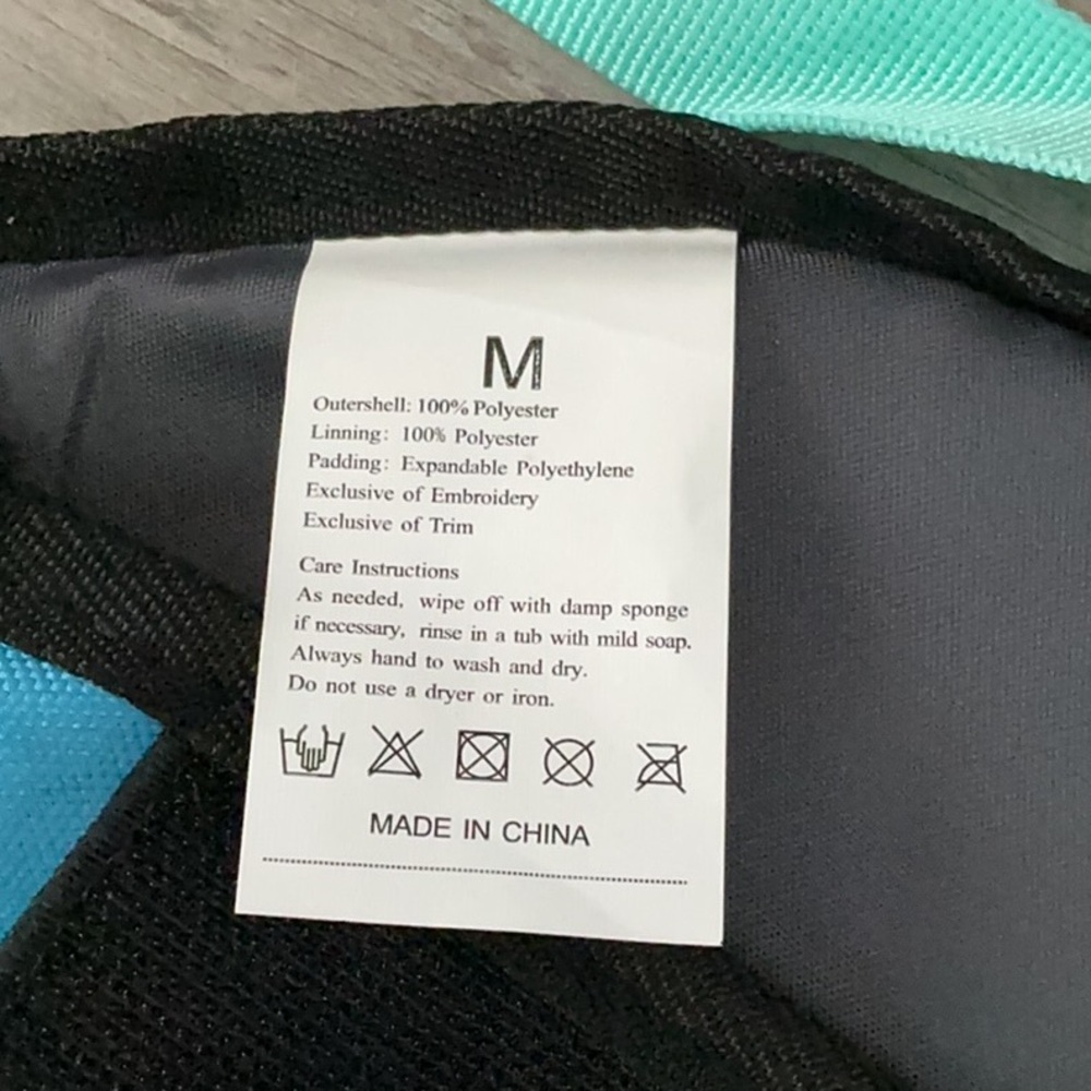 Dog Life Jacket NWOT - Picture 8 of 9
